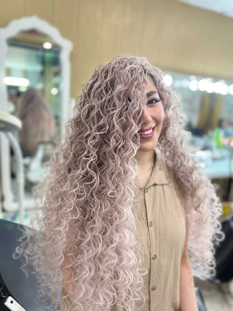 سالن زیبایی یاقوت در واوان