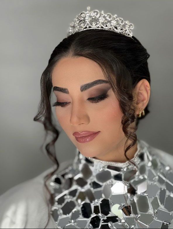 سالن زیبایی یاقوت در واوان